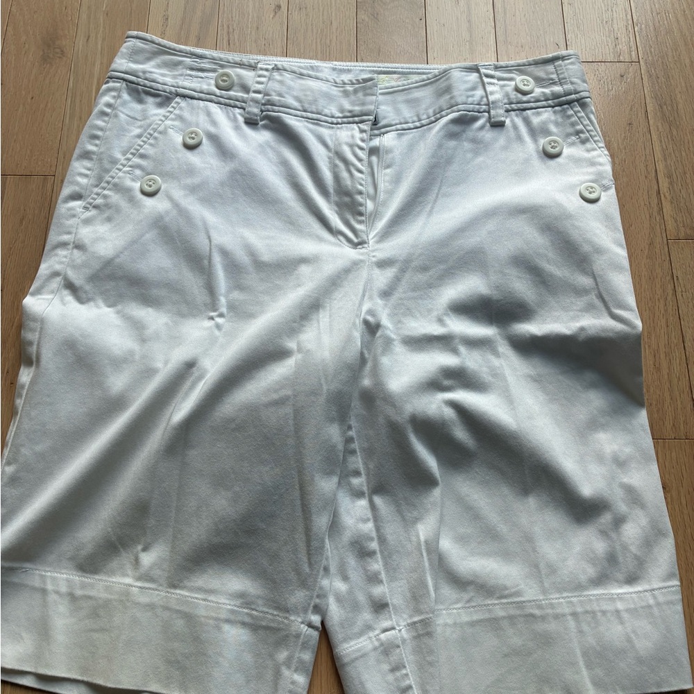 Greg Norman Collection White Button-Accent Bermudas
